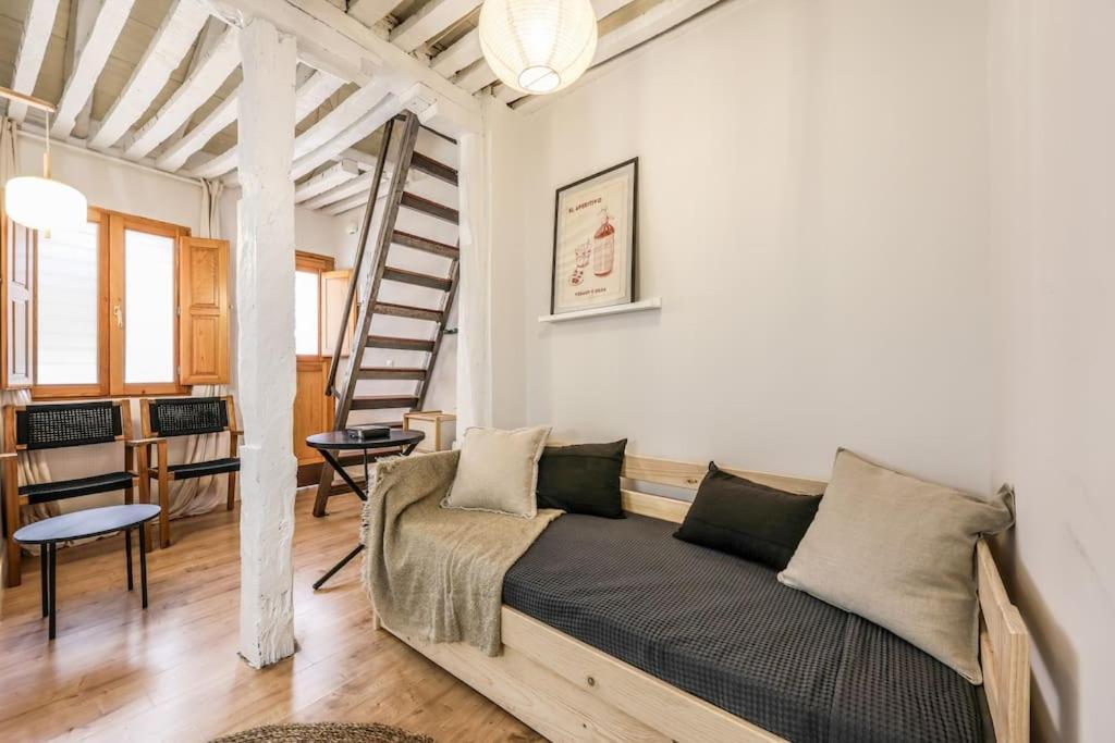 Charming Loft *